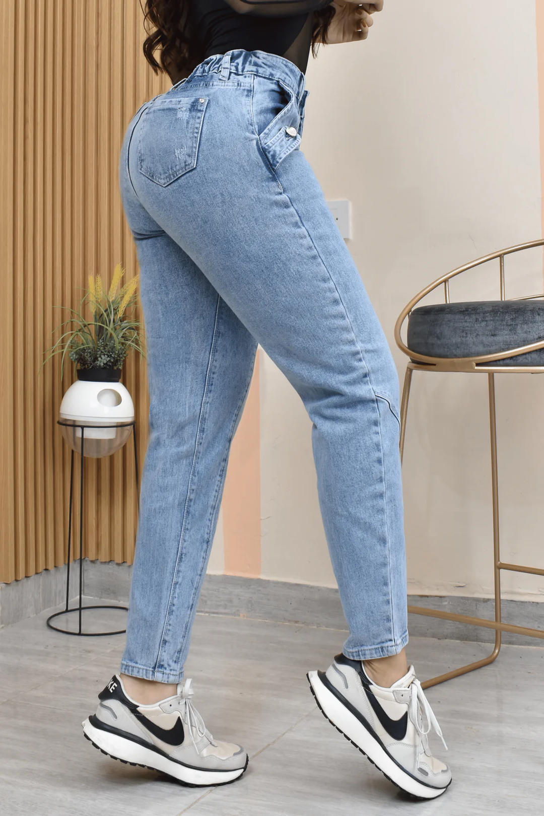 JEANS MOMFITS MOLDEADOR 40717