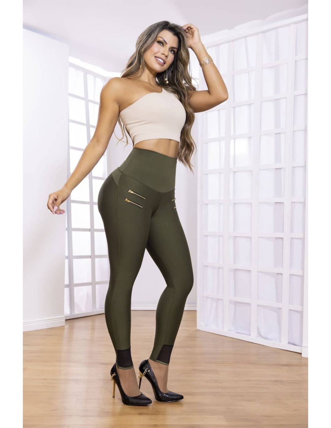 LEGGIN CON CIERRE LEVANTACOLA 3162