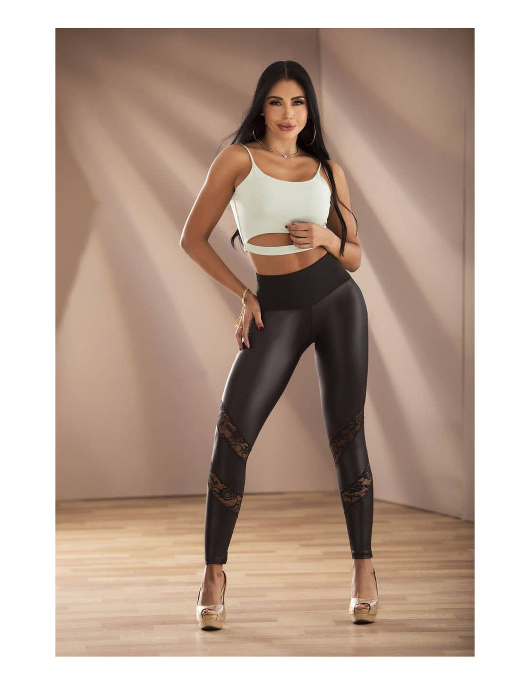 Street Style Knee Ripped Colombian Levanta cola Leather leggings – Gilu  Designs